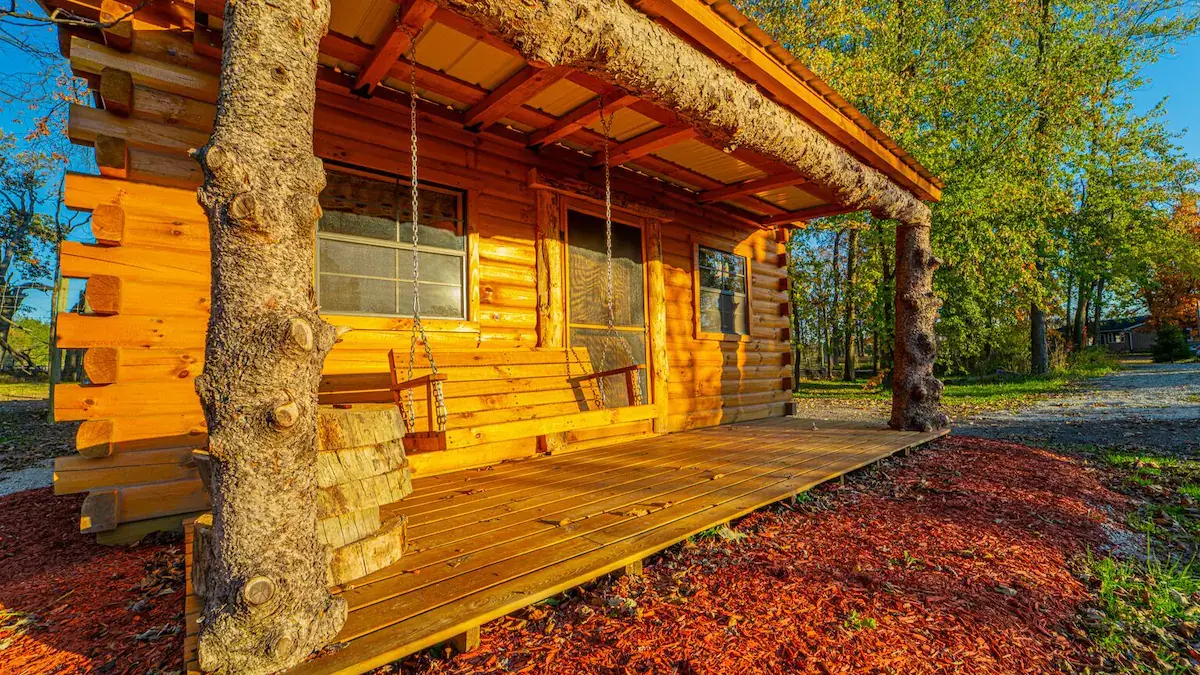 Exterior of the wildlife sanctuary cabin at Avanti The Bear Den Crown Point Indiana