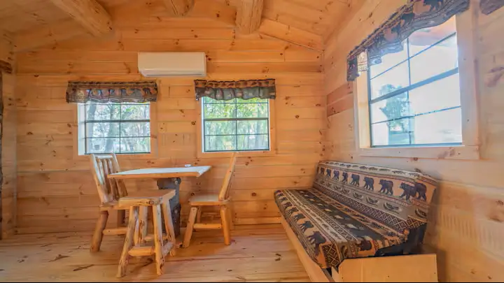 Cabin interior view at Avanti The Bear Den
